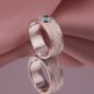Preview: Moderner 8 mm breiter Silberring Nerion mit blauem Edelstein.